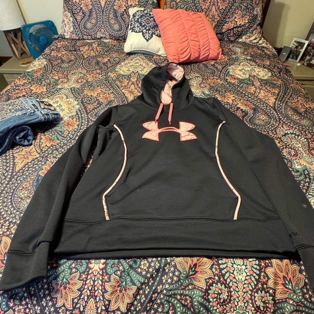 Under amour  hoodie